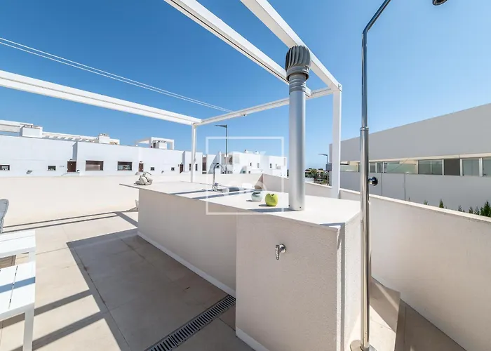 Appartement Casa Mirasal - Ground Flour - Roof Terrace - By Oyoostays