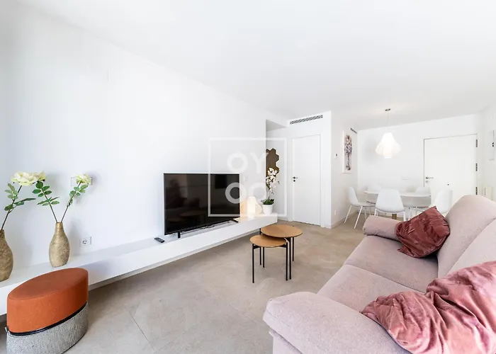 Appartement Casa Mirasal - Ground Flour - Roof Terrace - By Oyoostays *