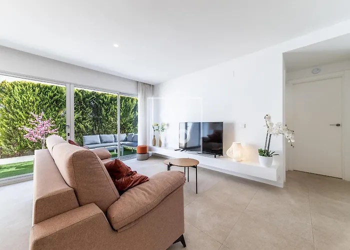 Casa Mirasal - Ground Flour - Roof Terrace - By Oyoostays Torrevieja