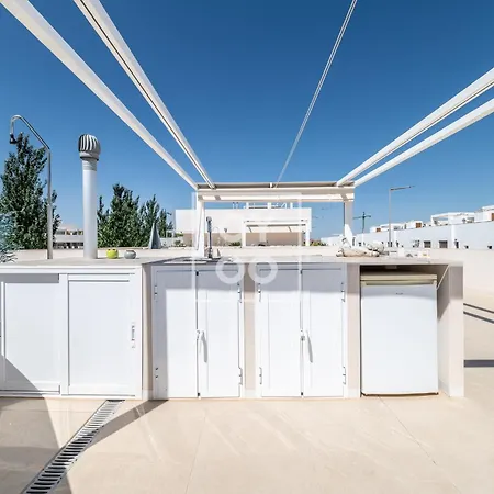 Casa Mirasal - Ground Flour - Roof Terrace - By Oyoostays 公寓 *